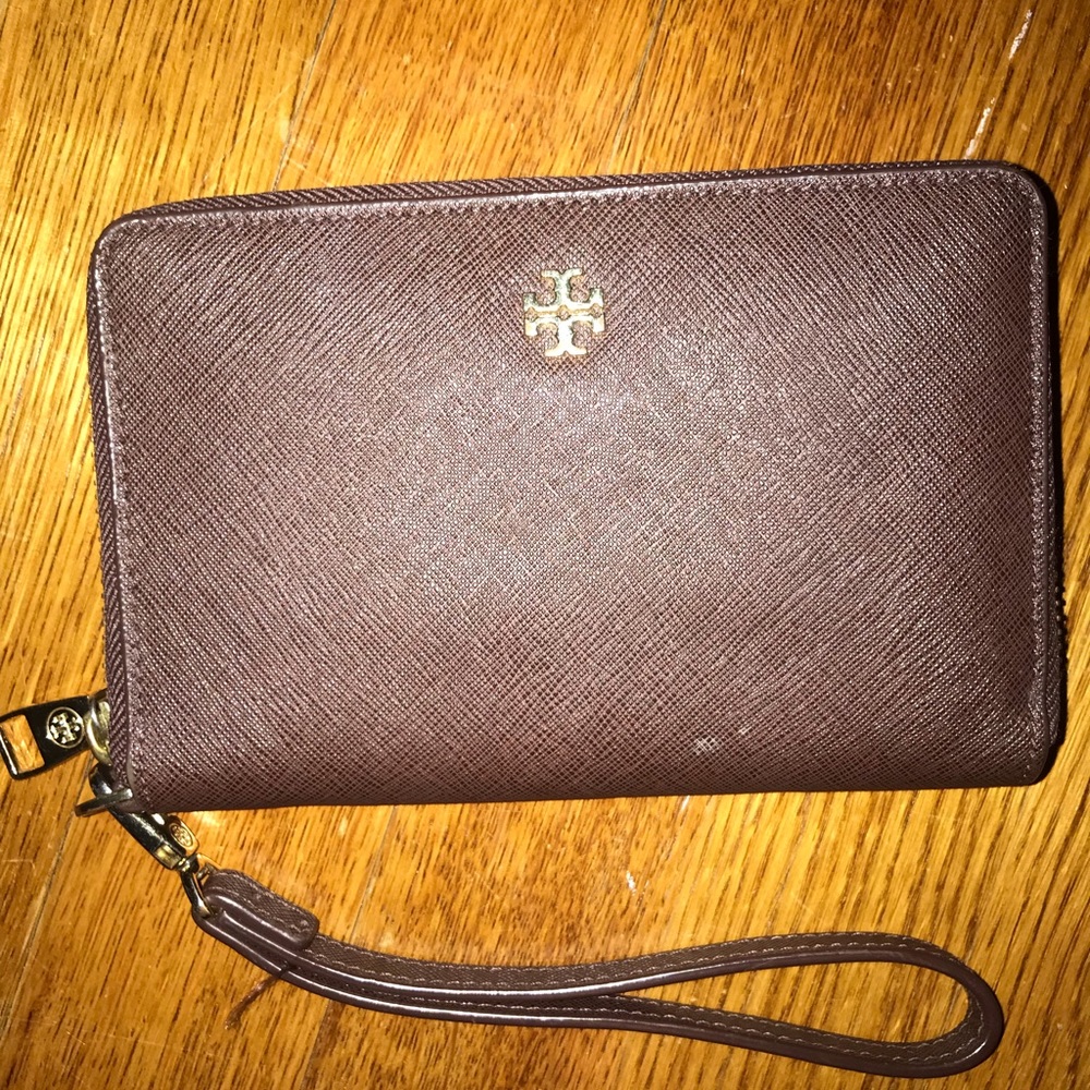 Tory Burch wristlet